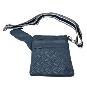 Lug Classic VL Adjustable Crossbody Skipper Bag Navy Blue Purse